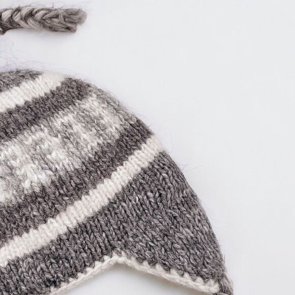 Nepalese 100% Wool Sherpa Beanie Hat Nepal Fleece Lined Gray Beige Cream Vintage - Picture 4 of 5